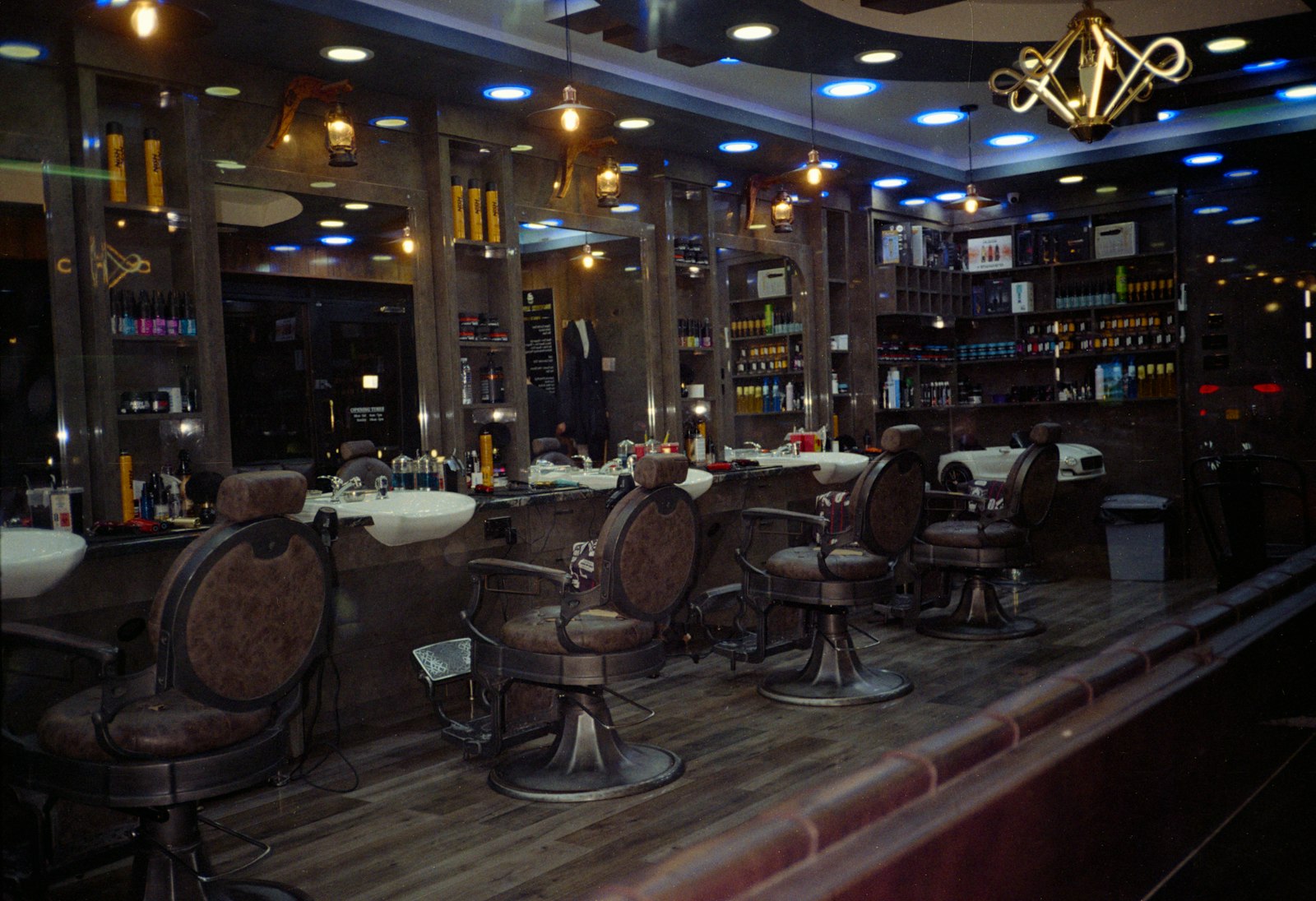 Interior da barbearia