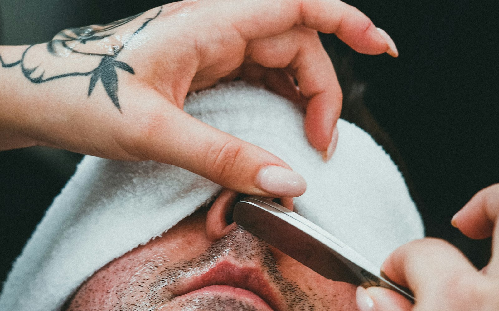 Barba à navalha